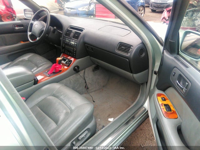 JT8BH28F2V0092627 Lexus LS 400 LUXURY SDN