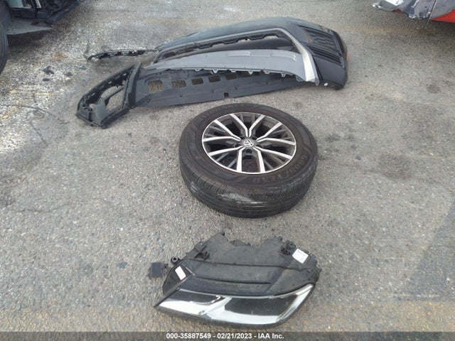 3VV3B7AX3LM046839 Volkswagen Tiguan Se/sel/se R-line Black