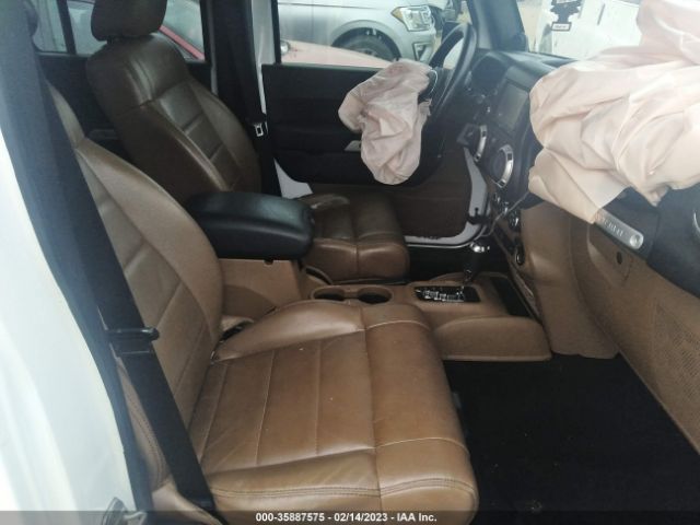 1C4BJWEG3CL235834 Jeep Wrangler Unlimited Sahara