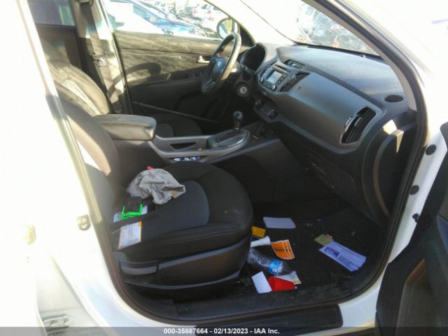 KNDPB3AC7E7646914 KIA Sportage Lx