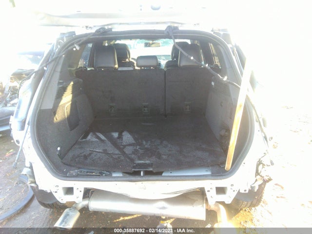 Lincoln MKC 2015 5LMCJ1A91FUJ22695 Image 8