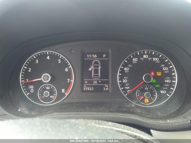 Volkswagen Passat 2013 1VWBP7A3XDC149247 Image 8