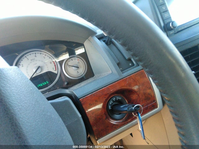 2A8HR54P88R691771 Chrysler Town & Country