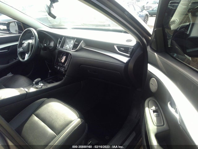 2019 Infiniti QX50, VIN: 3PCAJ5M15KF103596