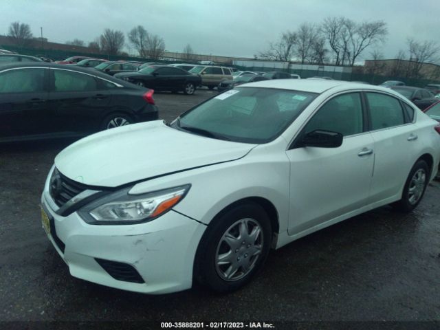 1N4AL3AP0HN330184 Nissan Altima 2.5 S
