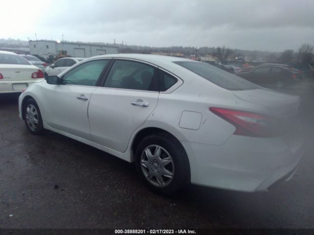 1N4AL3AP0HN330184 Nissan Altima 2.5 S