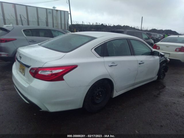 1N4AL3AP0HN330184 Nissan Altima 2.5 S