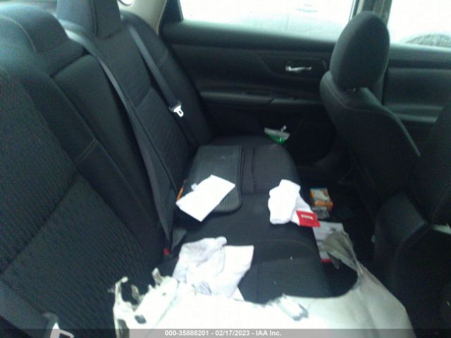 1N4AL3AP0HN330184 Nissan Altima 2.5 S