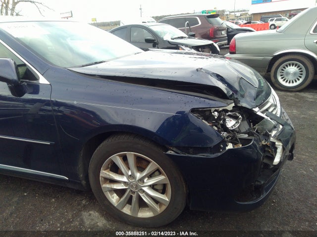 JTHBK1EG3B2463495 Lexus ES 350