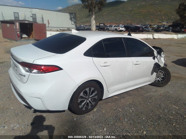 Toyota Corolla Hybrid Le 2022 JTDEAMDEXN3002134 Image 4