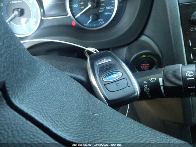 Subaru Crosstrek Limited 2017 JF2GPANC7HH225713 Image 3