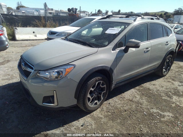 Subaru Crosstrek Limited 2017 JF2GPANC7HH225713 Image 2