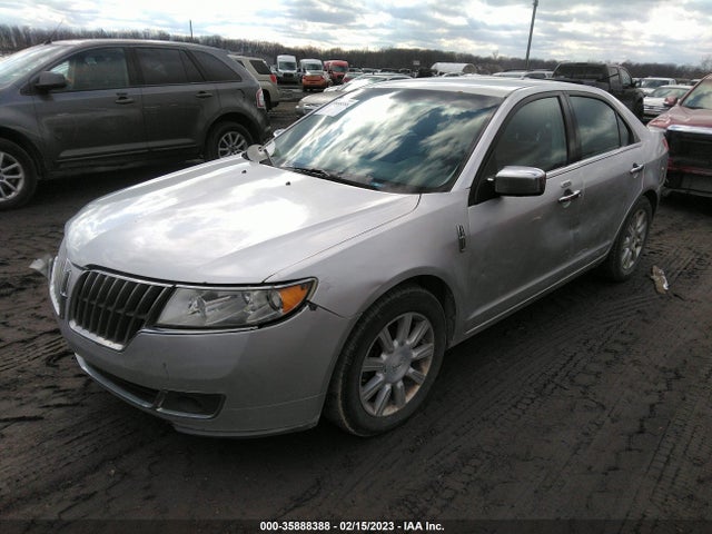 Lincoln MKZ 2011 3LNHL2GC8BR775229 Image 2