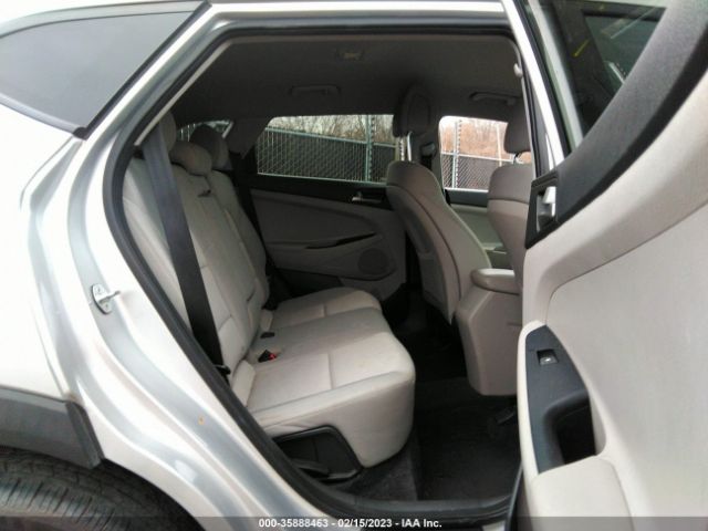 KM8J33A45JU721578 Hyundai TUCSON SEL