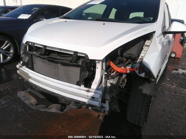 2015 Chevrolet Spark, VIN: KL8CL6S00FC807171