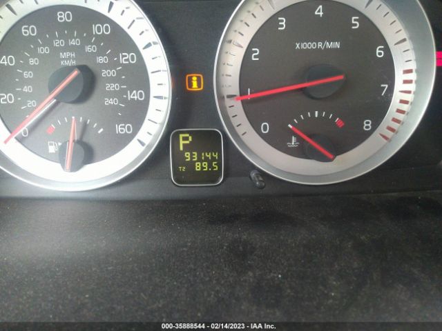 YV1672MC1DJ140011 Volvo C70 T5