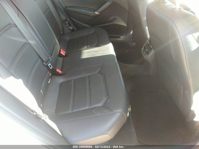2016 Volkswagen Passat, VIN: 1VWBT7A38GC057859