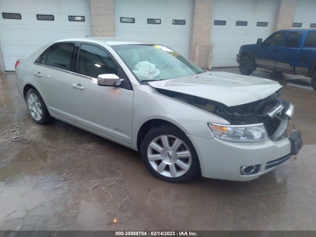 2008 3LNHM28T68R608162 main image