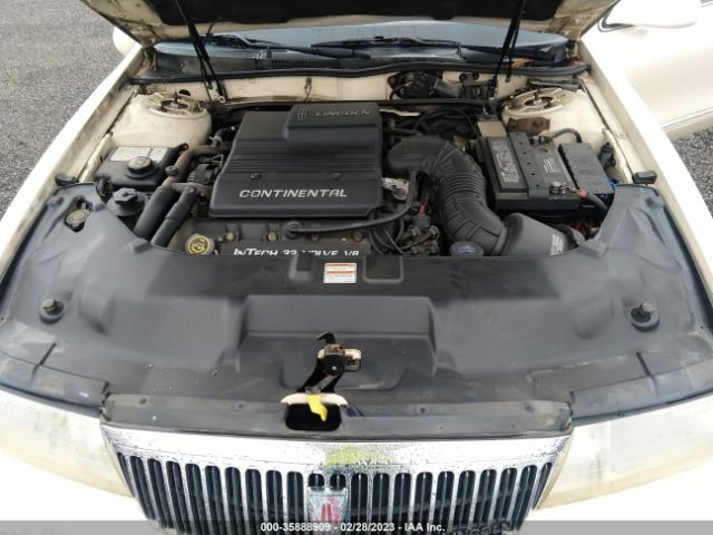1LNLM97V7VY622526 Lincoln Continental