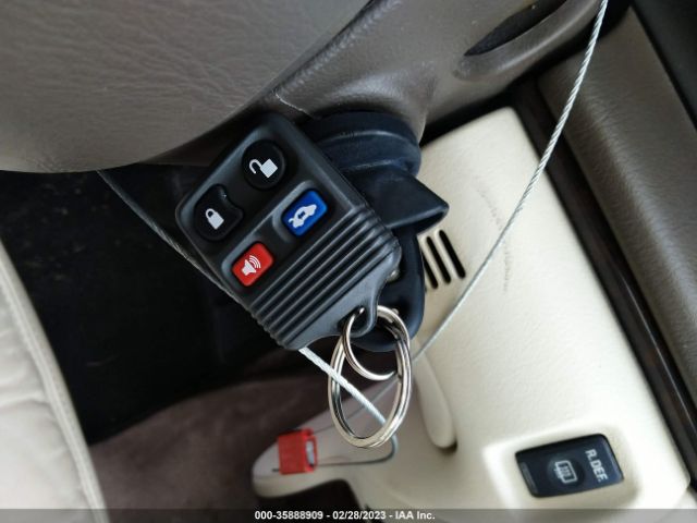 1LNLM97V7VY622526 Lincoln Continental