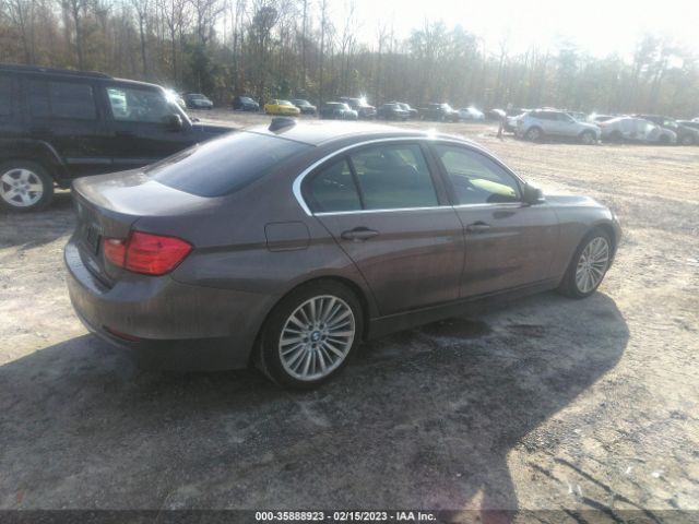 WBA3C1C59FK124408 BMW 3 Series