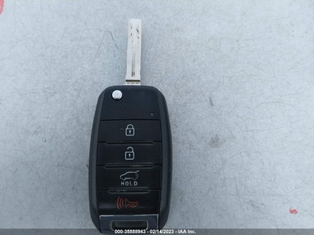 KNDJN2A28F7128049 KIA Soul Base