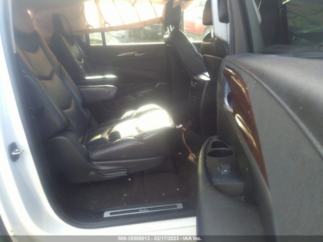 2018 Cadillac Escalade, VIN: 1GYS4HKJ8JR371819