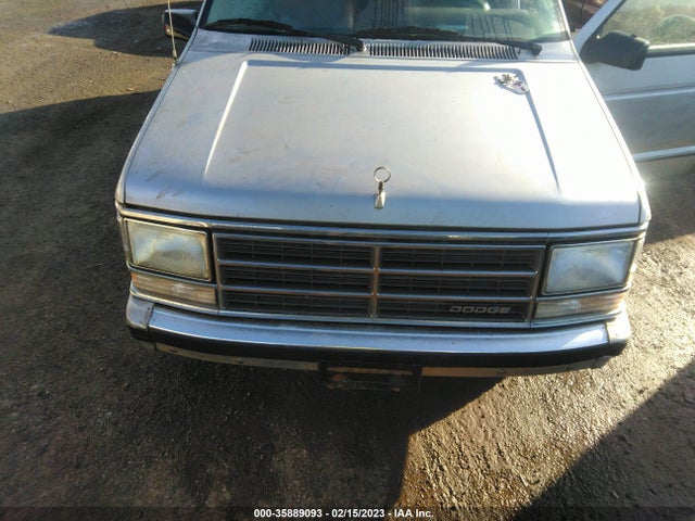 Dodge CARAVAN SE 1987 1B4FK4132HX109631 Image 7