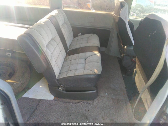 Dodge CARAVAN SE 1987 1B4FK4132HX109631 Image 9