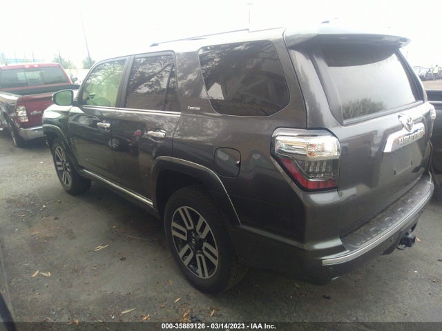 Toyota 4RUNNER SR5 2018 JTEBU5JR4J5607137 Image 3