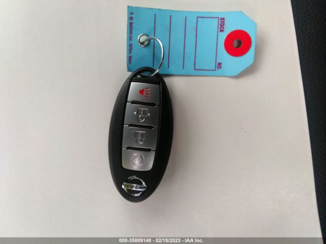 3N1CP5CU8KL527815 Nissan KICKS SR
