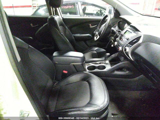 Hyundai TUCSON GLS 2010 KM8JUCACXAU092260 Image 6