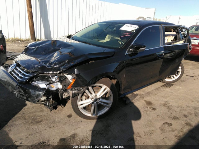 1VWBS7A39EC088084 Volkswagen Passat Se W/sunroof & Nav