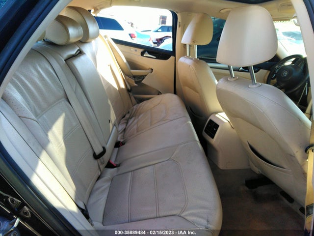 1VWBS7A39EC088084 Volkswagen Passat Se W/sunroof & Nav