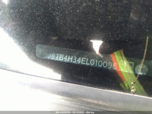 5J8TB4H34EL010096 Acura RDX