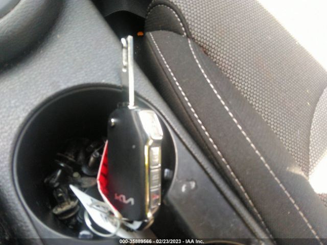 3KPF24AD8PE536676 KIA FORTE LX