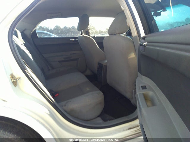 Chrysler 300 2005 2C3JA43R45H599737 Image 9