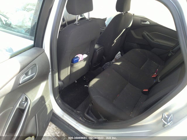 2016 FORD FOCUS SE VIN: 1FADP3F26GL274521
