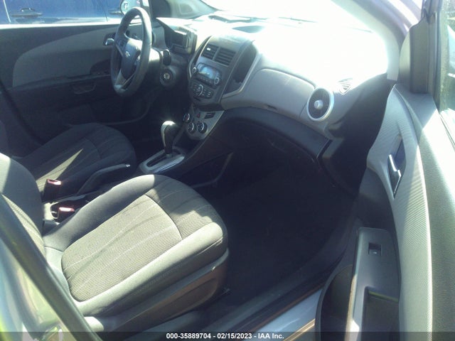 Chevrolet SONIC LT 2014 1G1JC5SH3E4157879 Image 5