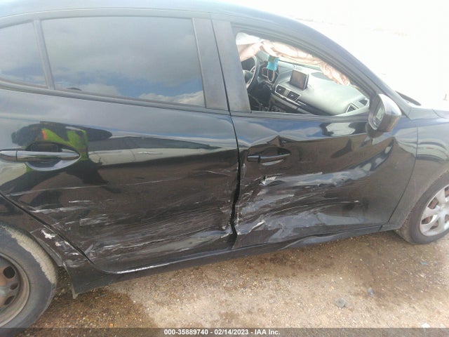Mazda Mazda3 I Sport 2015 3MZBM1U7XFM142854 Image 8
