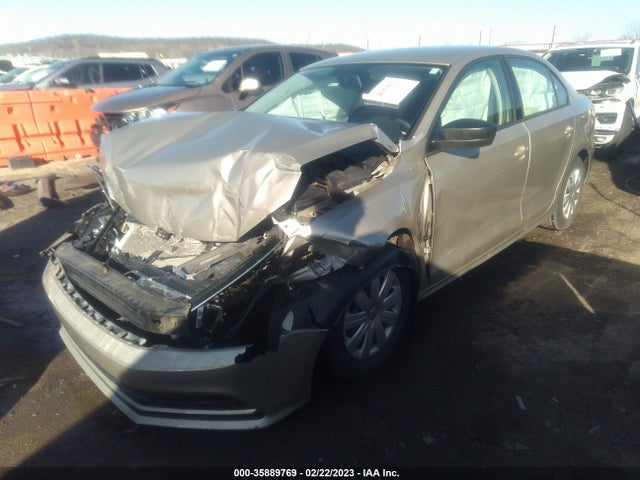 3VW167AJ5GM305906 Volkswagen Jetta Sedan 1.4t S