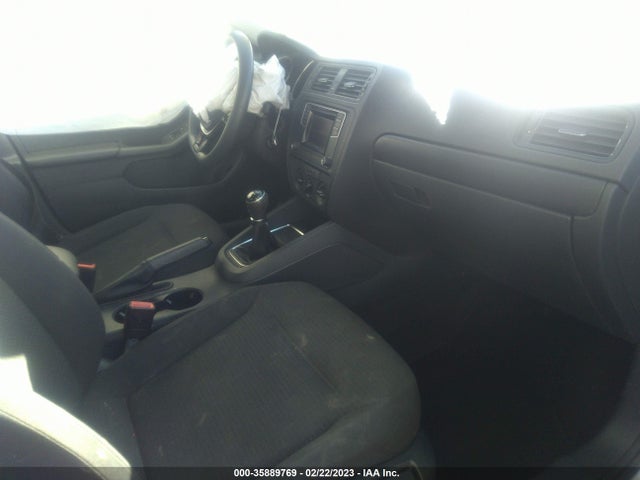 3VW167AJ5GM305906 Volkswagen Jetta Sedan 1.4t S