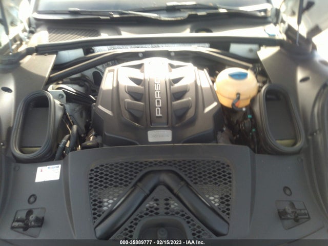 2017 PORSCHE MACAN WP1AB2A55HLB14895 Photo 9