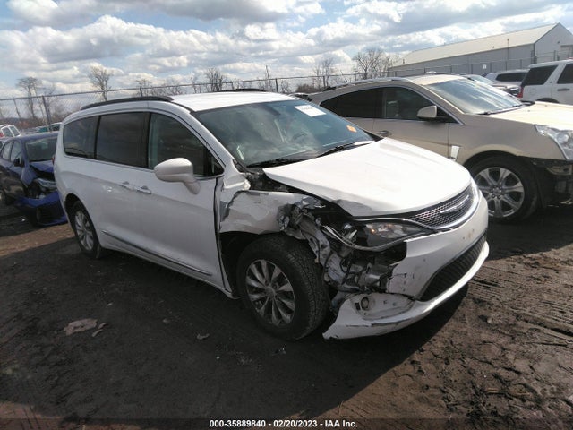 2017 2C4RC1BG8HR583854 главное изображение