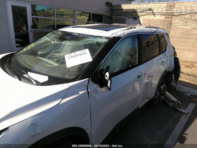 JN8BT3BA2PW002092 Nissan ROGUE SV