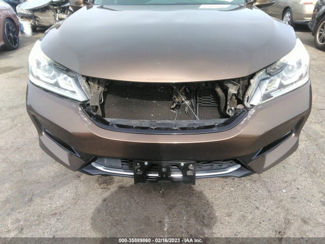 2017 Honda Accord, VIN: JHMCR6F52HC012250