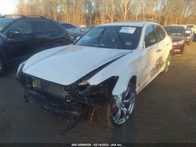 2017 Infiniti Q70, VIN: JN1BY1AR8HM770801