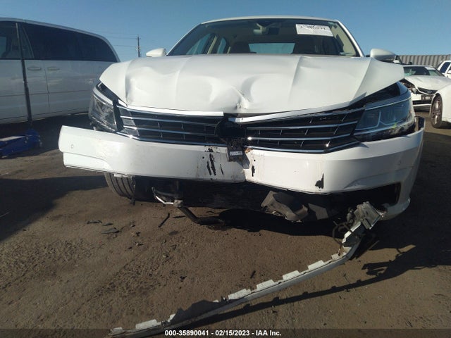 1VWCT7A31HC031626 Volkswagen Passat 1.8t Sel Premium