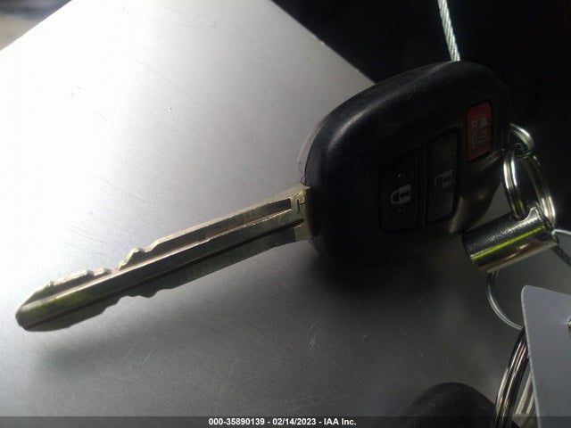 2015 Toyota Prius, VIN: JTDKDTB34F1102944