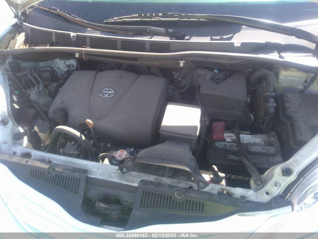 Toyota SIENNA LE 2017 5TDKZ3DC4HS840358 Image 11